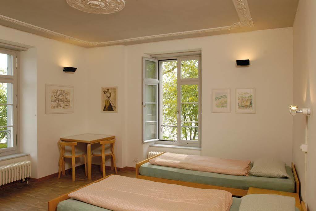 Richterswil Youth Hostel Exterior photo